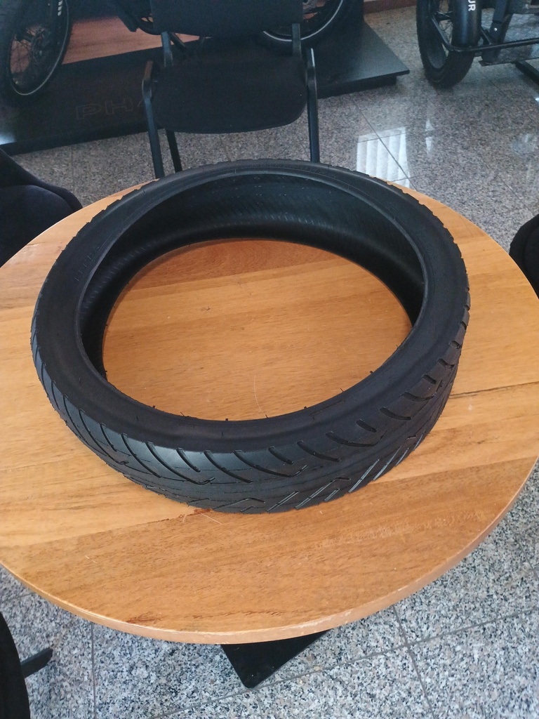 Buitenband FLB+/FLS+ 4.25X20 inch Kenda - Puncture resistant tire (per stuk)